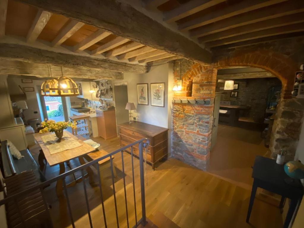 Residenza Buggiano Antica B&B - Charme Apartment In Tuscany Борго-а-Буджано Екстер'єр фото
