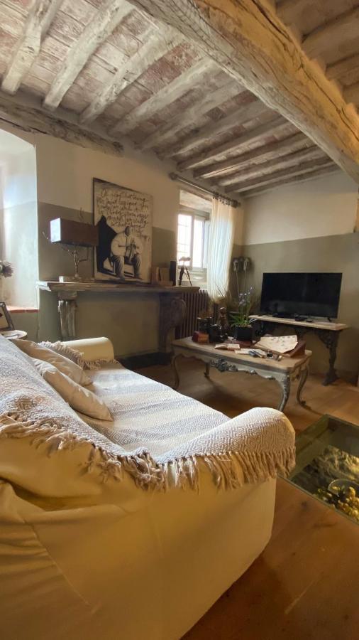 Residenza Buggiano Antica B&B - Charme Apartment In Tuscany Борго-а-Буджано Екстер'єр фото
