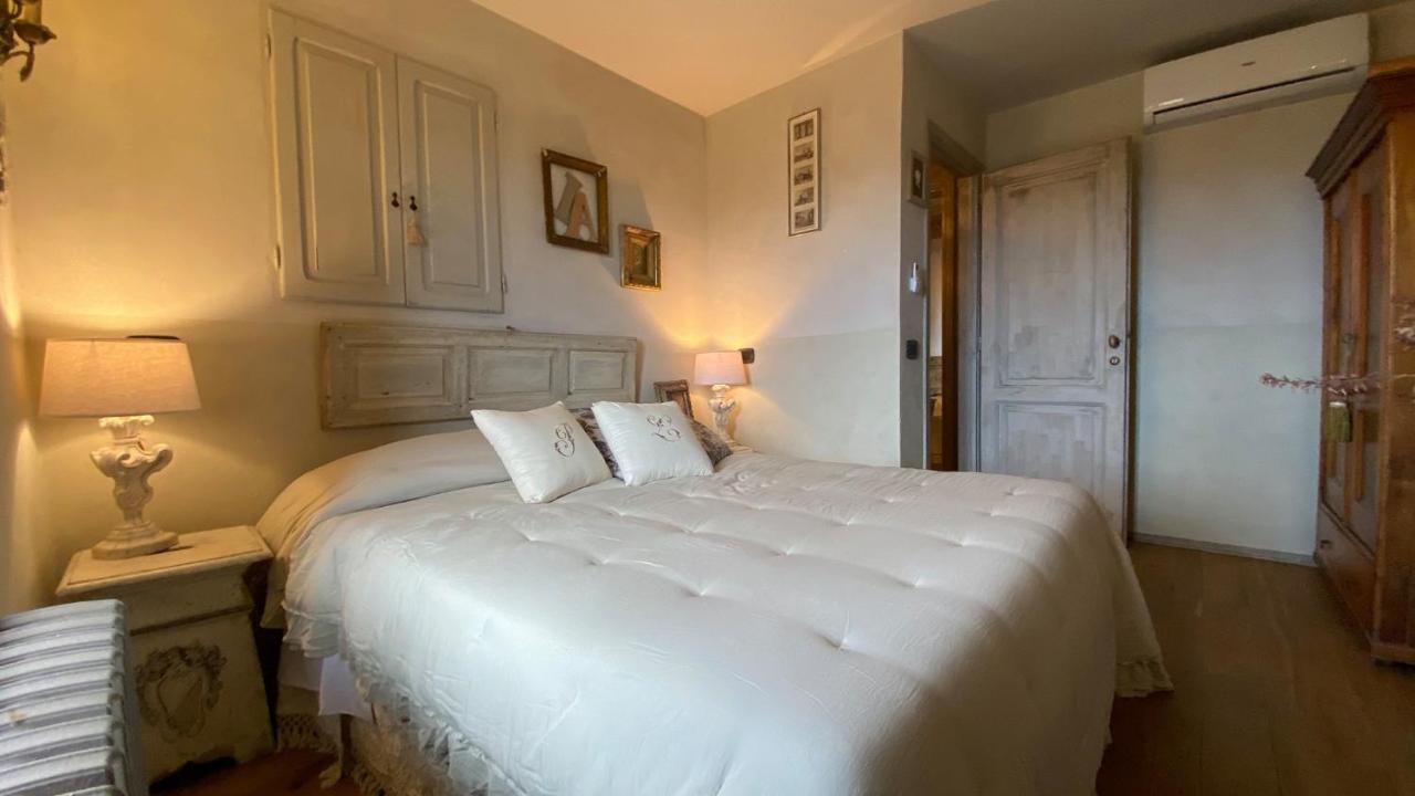 Residenza Buggiano Antica B&B - Charme Apartment In Tuscany Борго-а-Буджано Екстер'єр фото